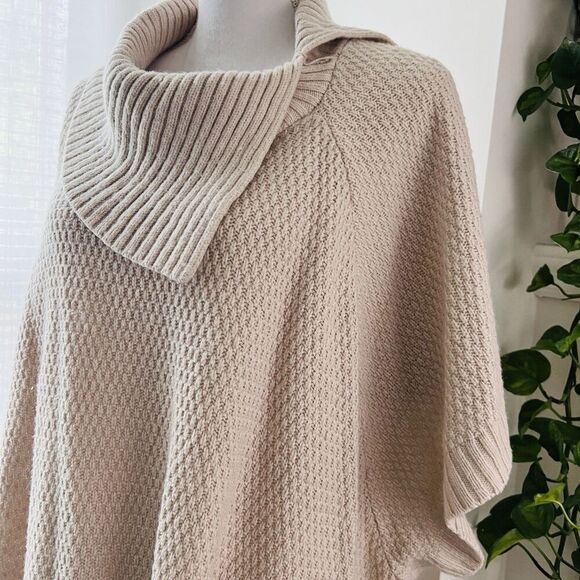 Lane Bryant Beige Wool Blend Oversize Sweater Asymmetrical Cowl Neck Plus 22/24 - Picture 5 of 9